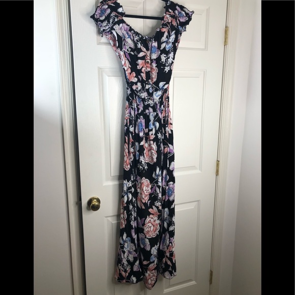 Floral off the shoulder maxi dress - Picture 1 of 2